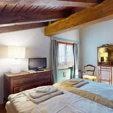 Ste 10 * סלרינה