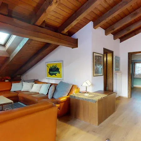 Appartement Ste 10 *
